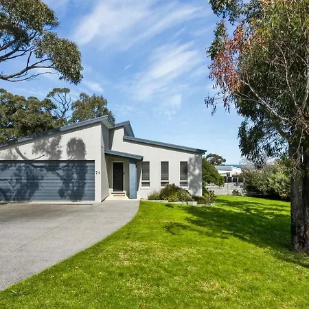 Pelican House Lakes Entrance Exterior photo