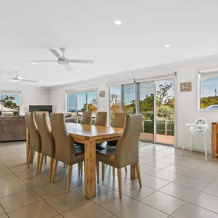 Pelican House Lakes Entrance Exterior photo
